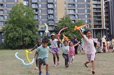 summer 2025 children running