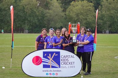 Mayor&amp;#39;s Cricket Cup TH Hawks