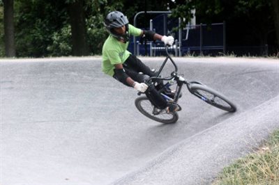 bike circling corner