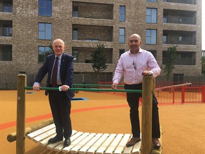 Mayor Biggs and Cllr Islam at Levitas House 002