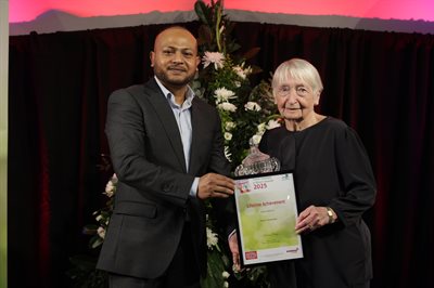 Lifetime achievement 084