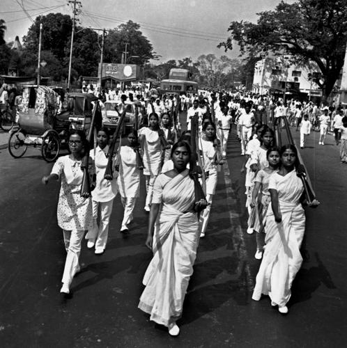 Students on the streets during the non-cooperation movement of 1970. Credits: Rashid Talukder/Drik/Majority World