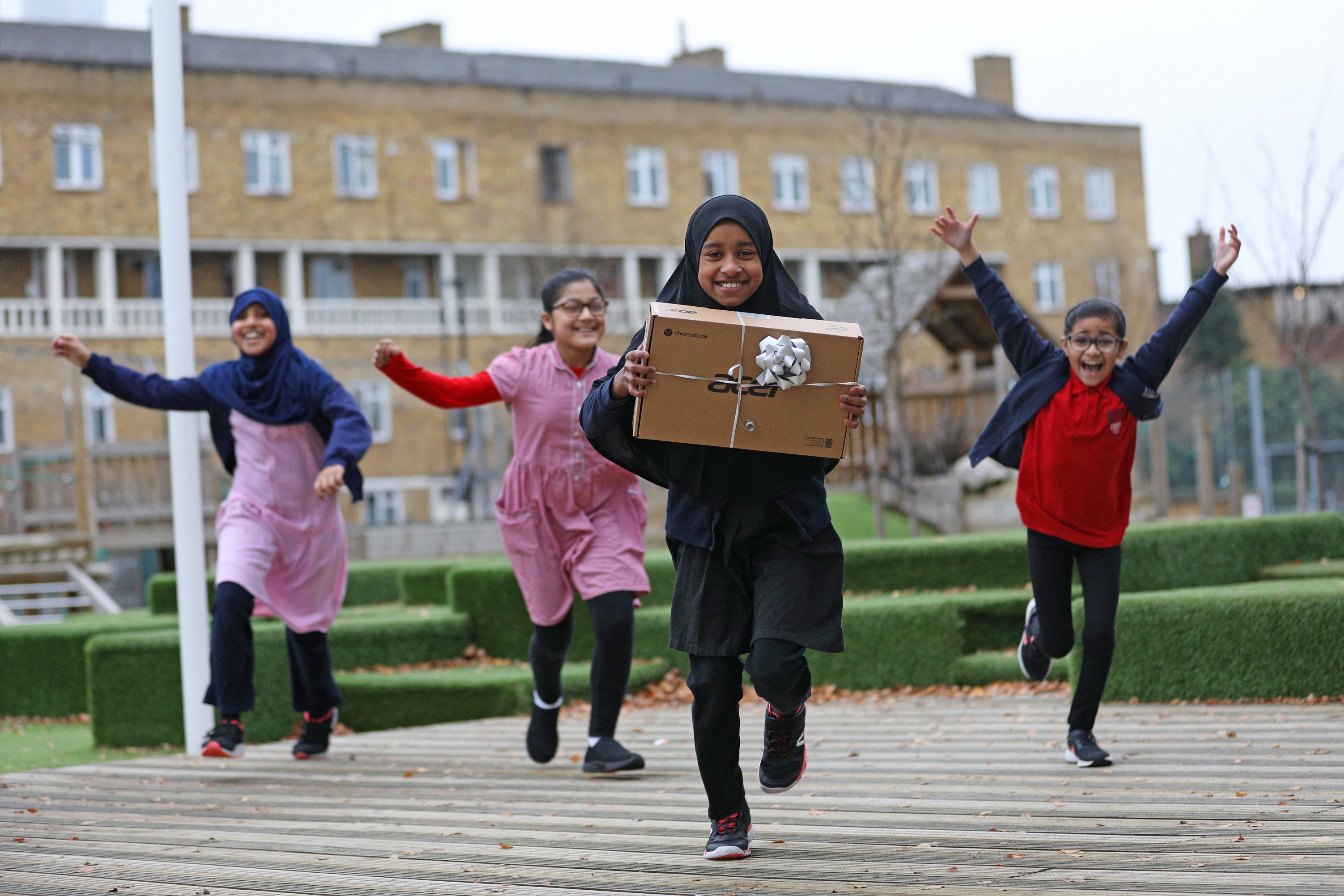 Zainab yr 5 and friends Lansbury Lawrence