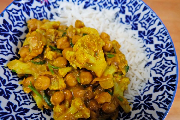 Cauliflower curry plated