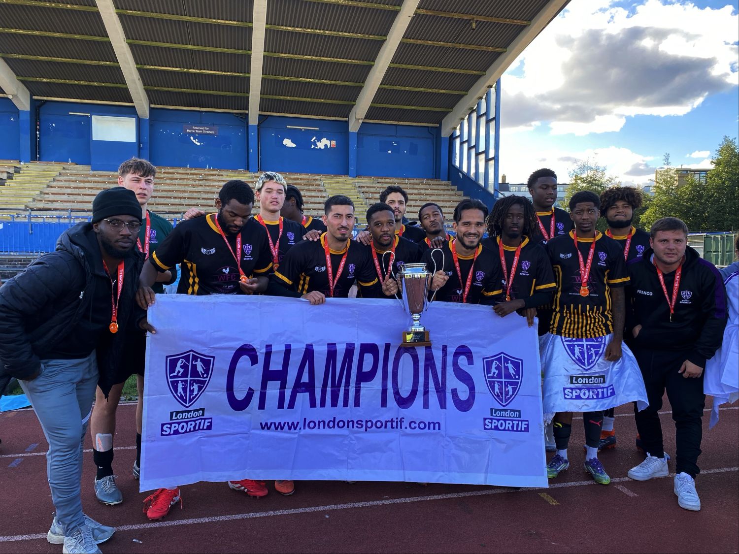 London Sportif Mens team