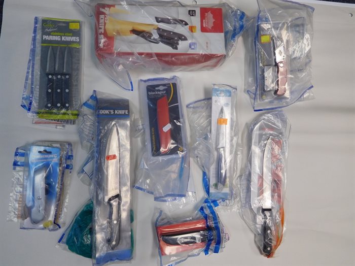 Knives sold to young people