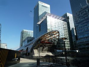 Crossrail Canary Wharf and rooftop garden